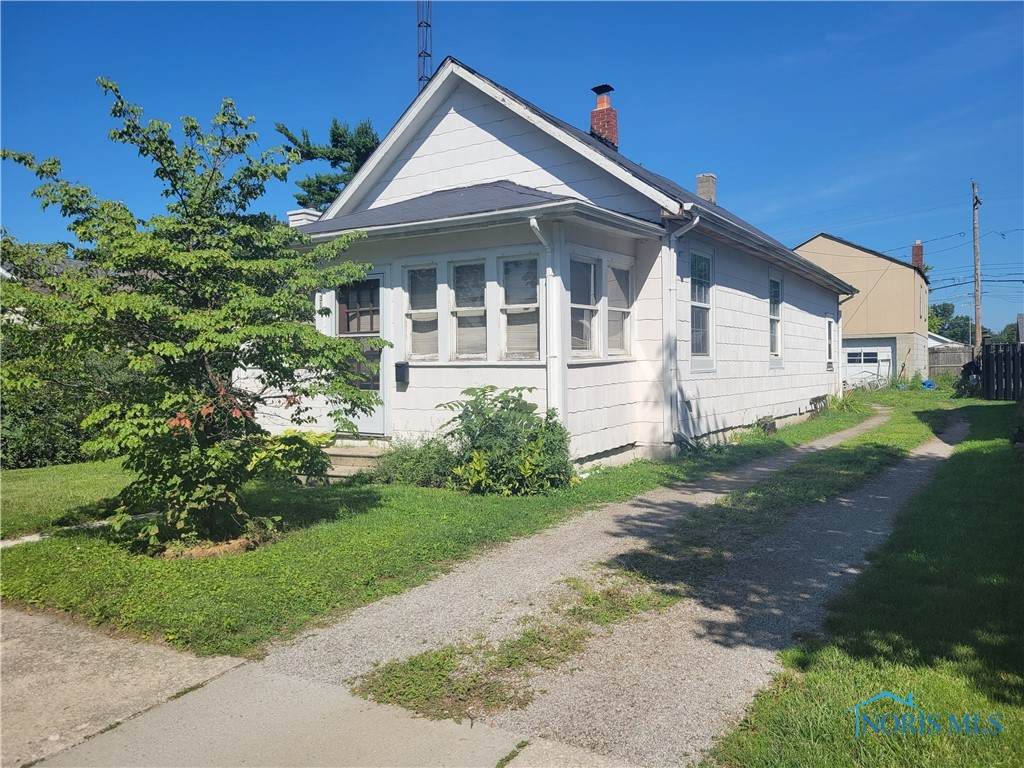 319 Indiana Avenue - Photo 1