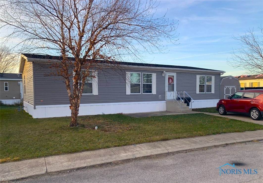 930 Broadway Street - Photo 1