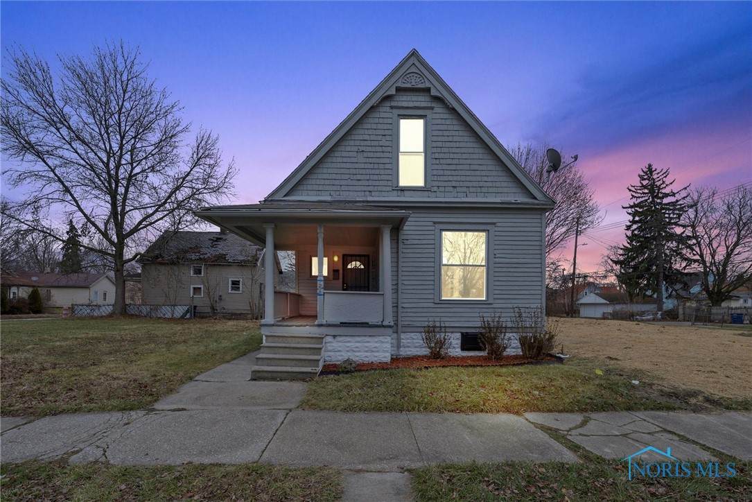659 Stebbins Street - Photo 1