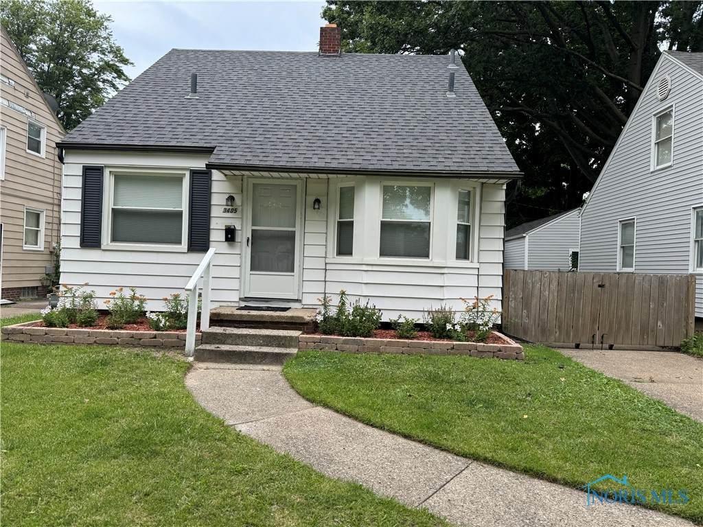 3405 Algonquin Parkway - Photo 1
