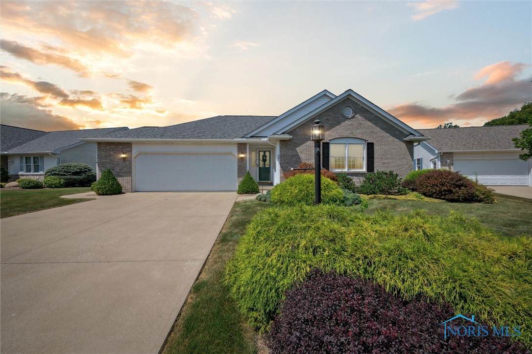401 Country Meadows Drive - Photo 1