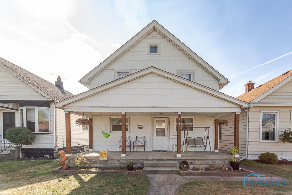 204 Elm Street - Photo 1