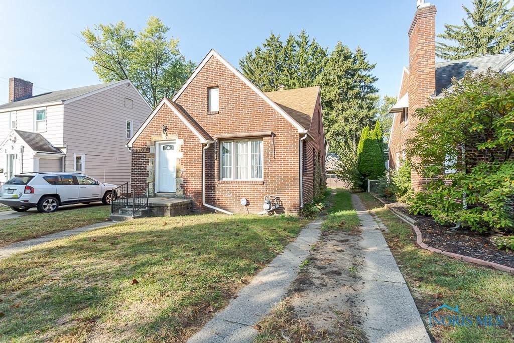 3909 Rushland Avenue - Photo 1