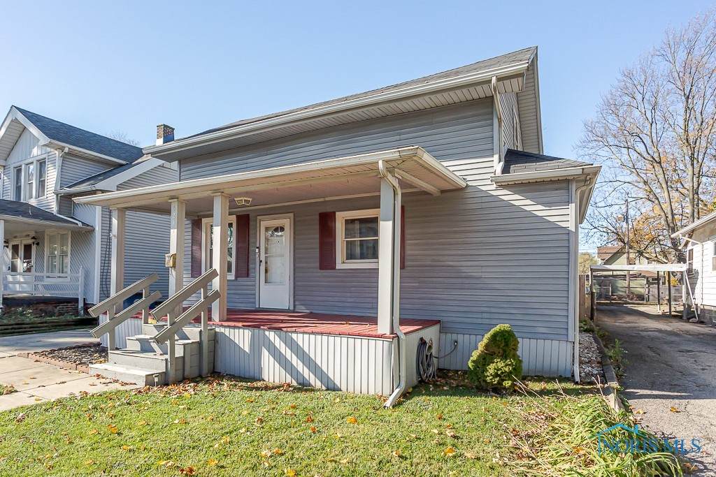 4211 Caroline Avenue - Photo 1