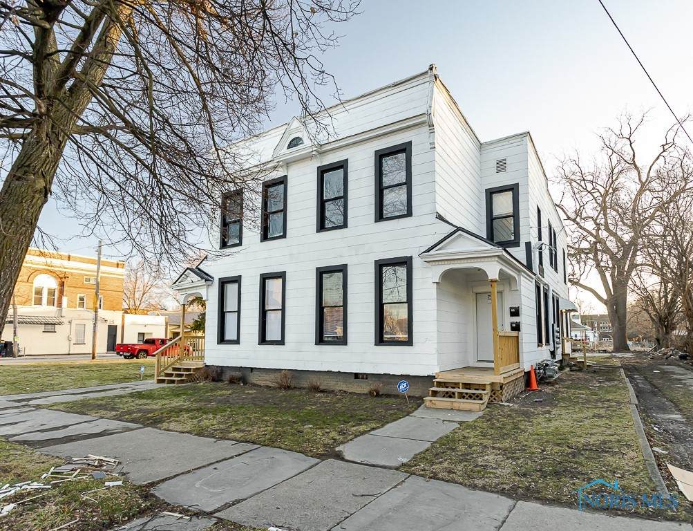 626 Bush Street - Photo 1