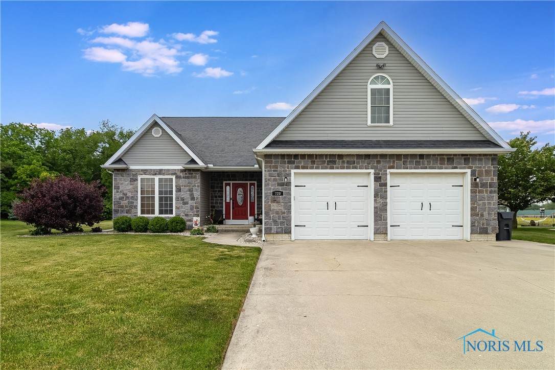 720 Westfield Drive - Photo 1