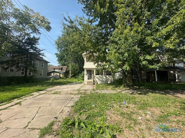 721 Stickney Avenue - Photo 1