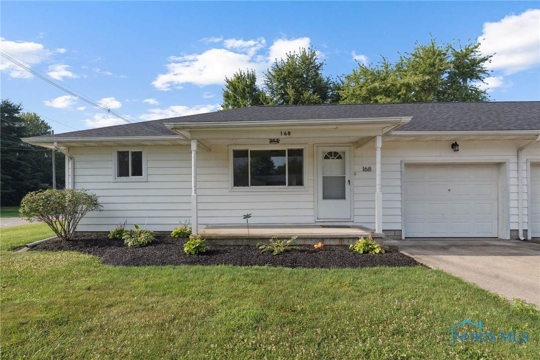 168 Joyce Avenue - Photo 1