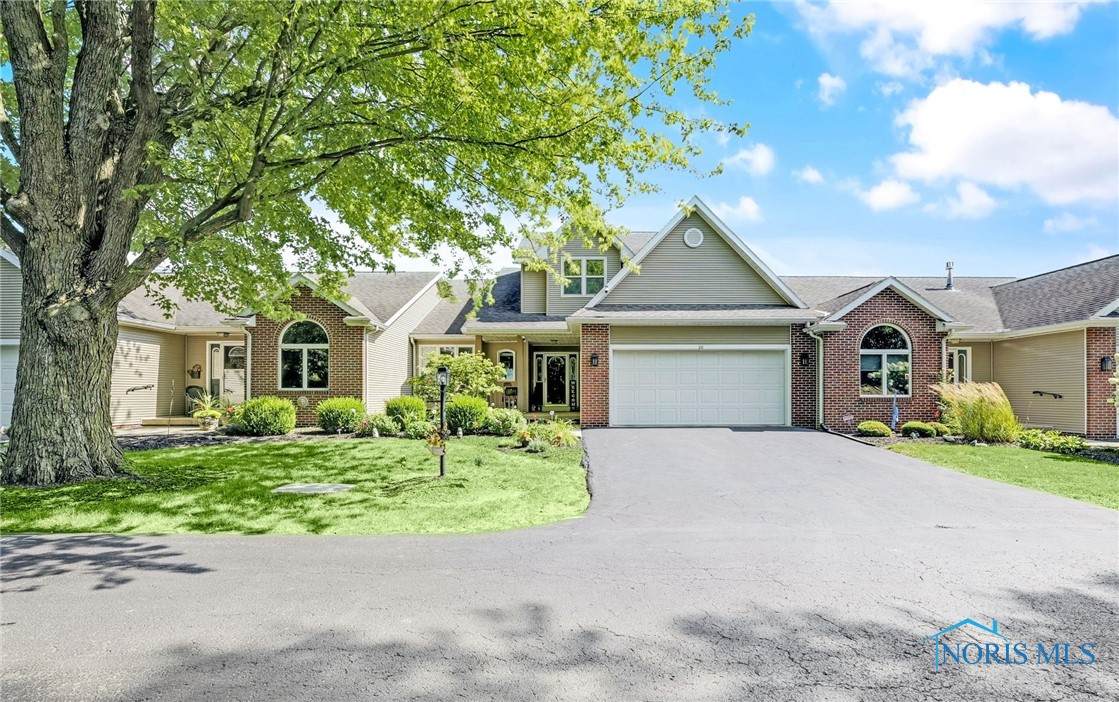 20 Towne And Country Drive - Photo 1