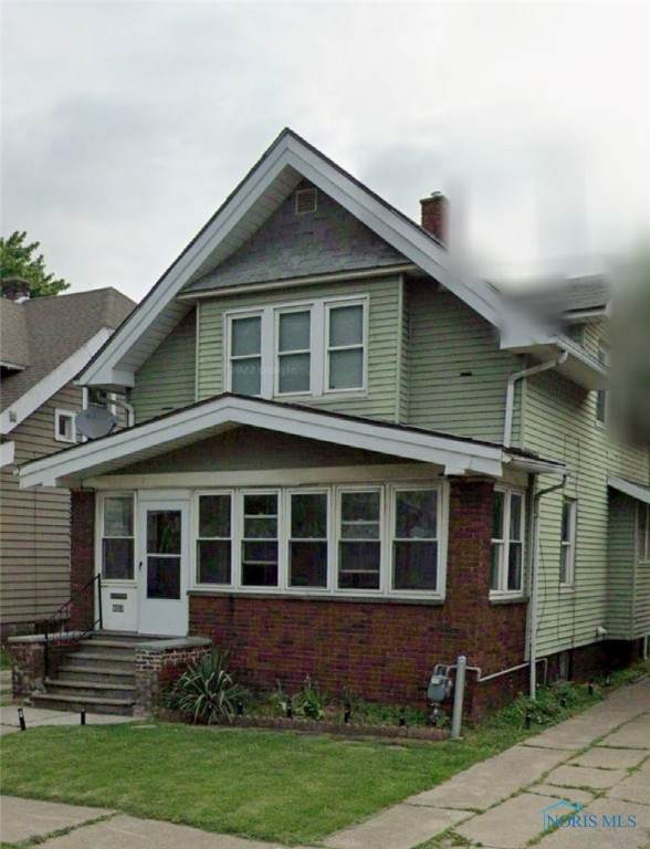 4008 Fairview Drive - Photo 1