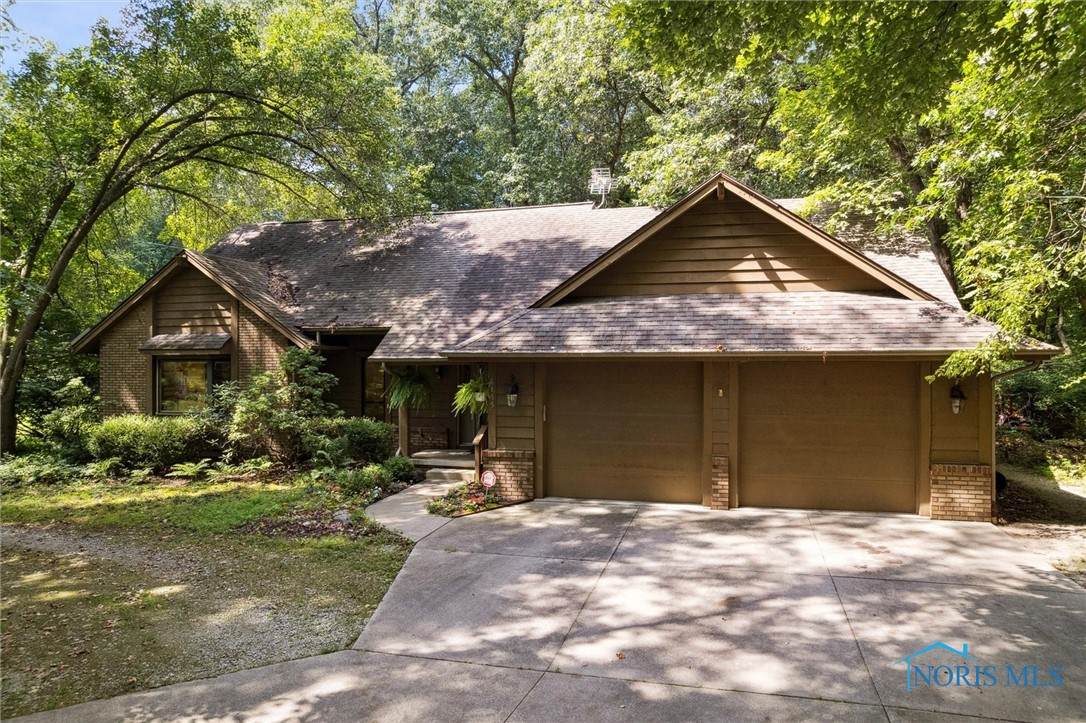 6155 Cross Trails Road - Photo 1