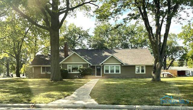630 Center Ridge Road - Photo 1
