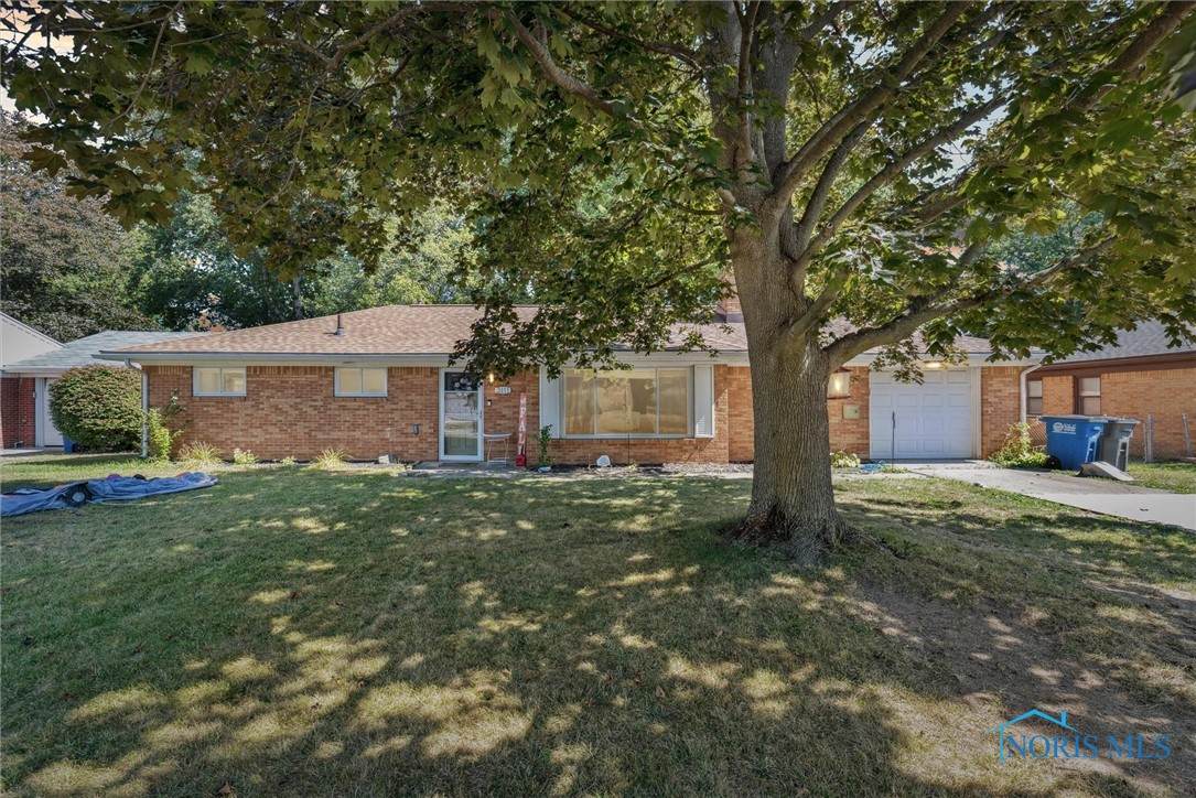 3111 Astor Avenue - Photo 1