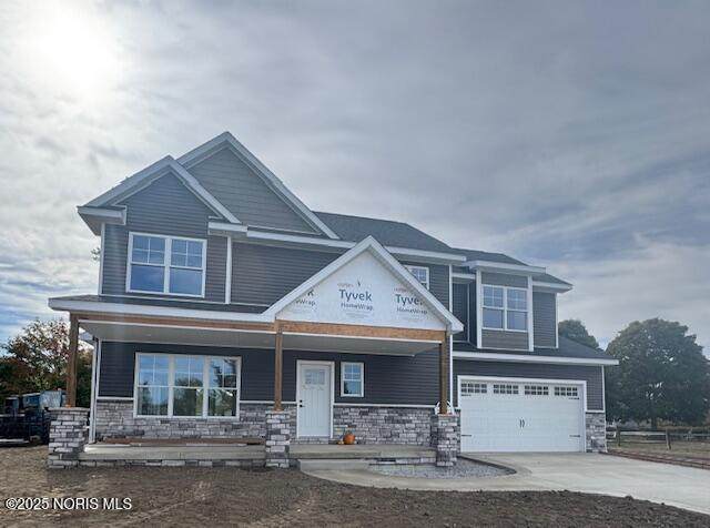 915 Manitoba Drive - Photo 1