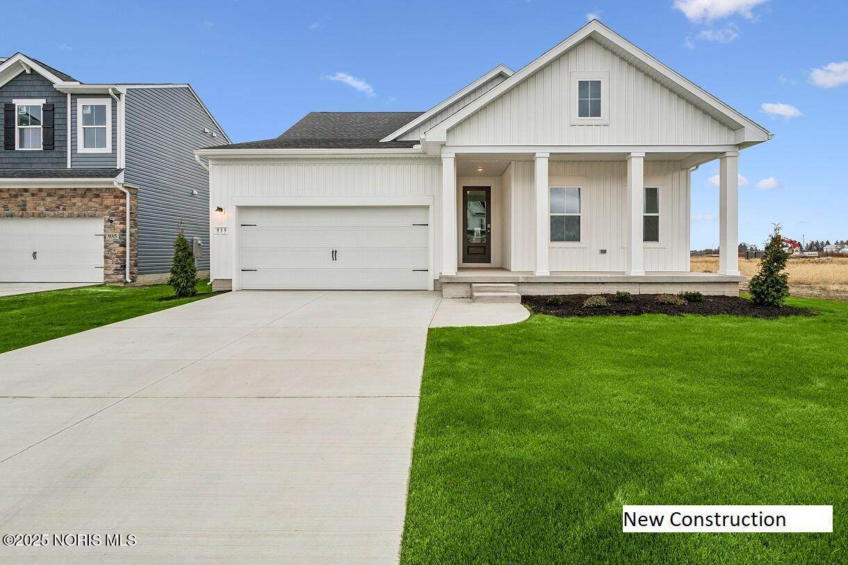 939 Darter Drive - Photo 1