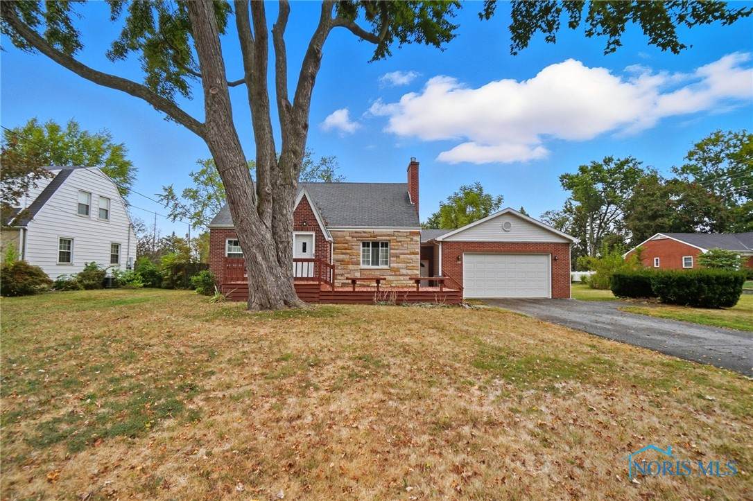 804 6th Street - Photo 1