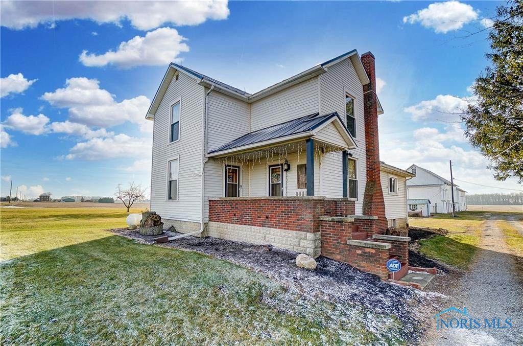 12811 Township Road 25 - Photo 1