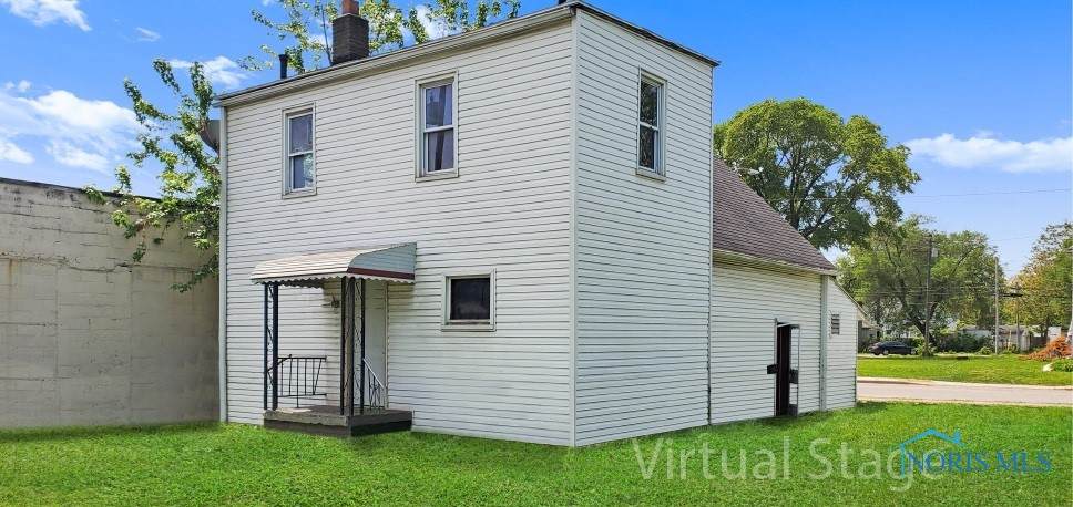 547 Broadway - Photo 1
