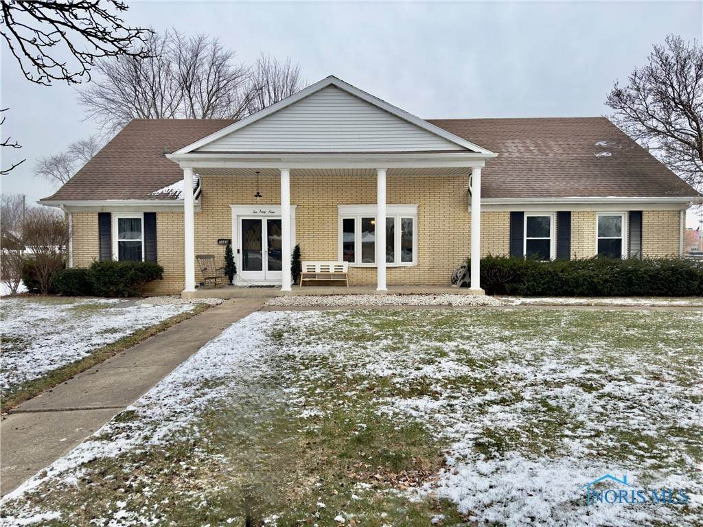 1069 Hickory Street - Photo 1