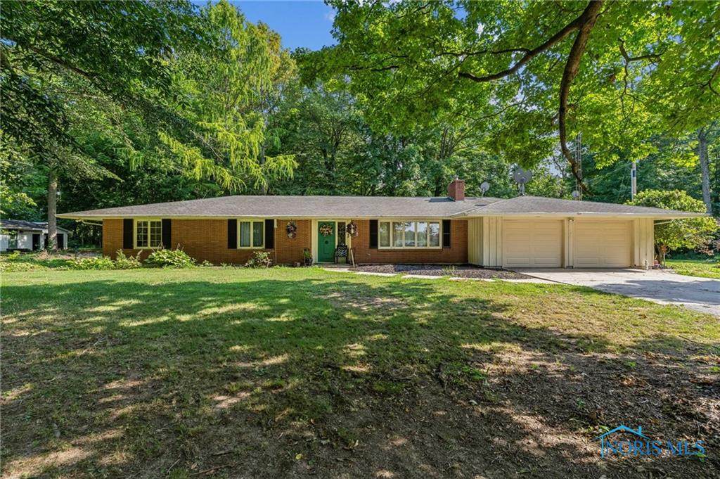 4423 Township Road 25 - Photo 1