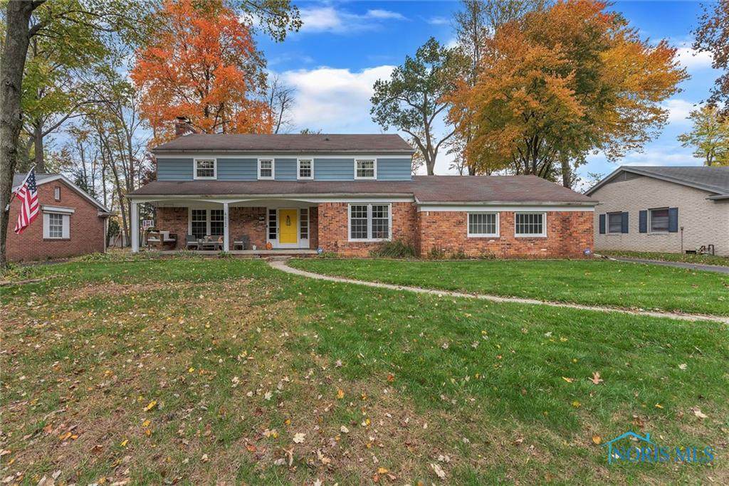 4622 Burningtree Drive - Photo 1