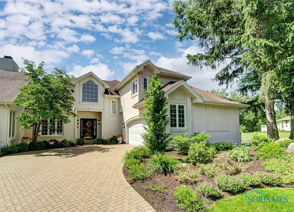 5945 Forest Hills Drive - Photo 1