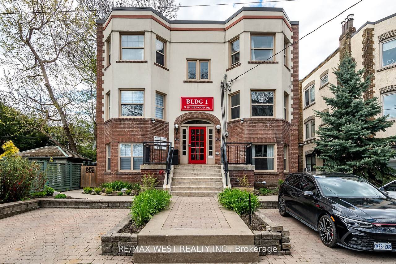 9 Humewood Drive - Photo 1