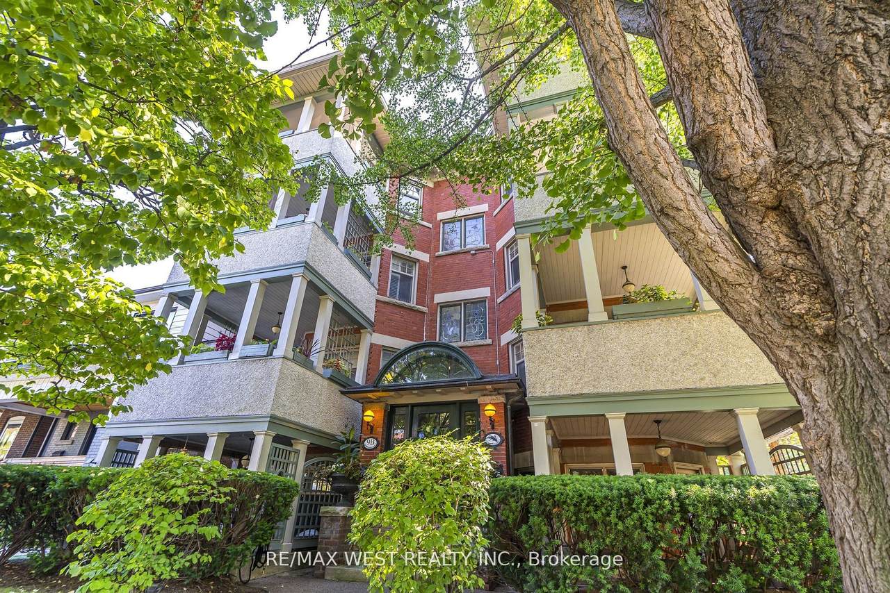 9A Humewood Drive - Photo 1