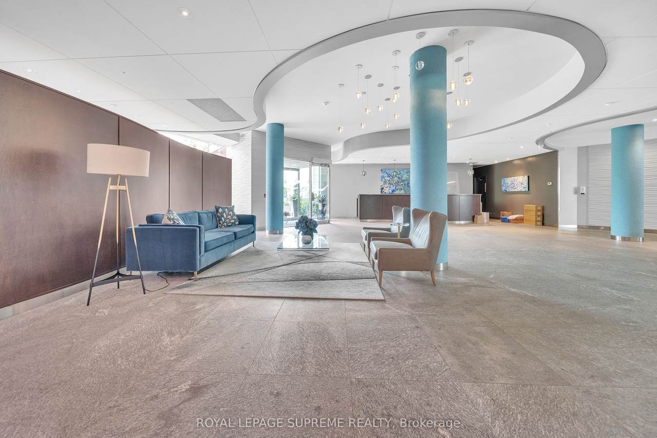 550 Queens Quay - Photo 1