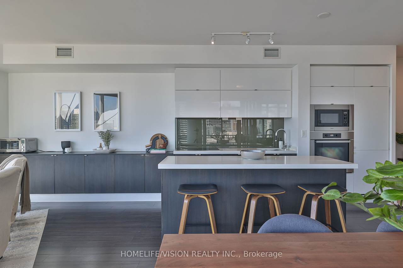 21 Iceboat Terrace - Photo 1