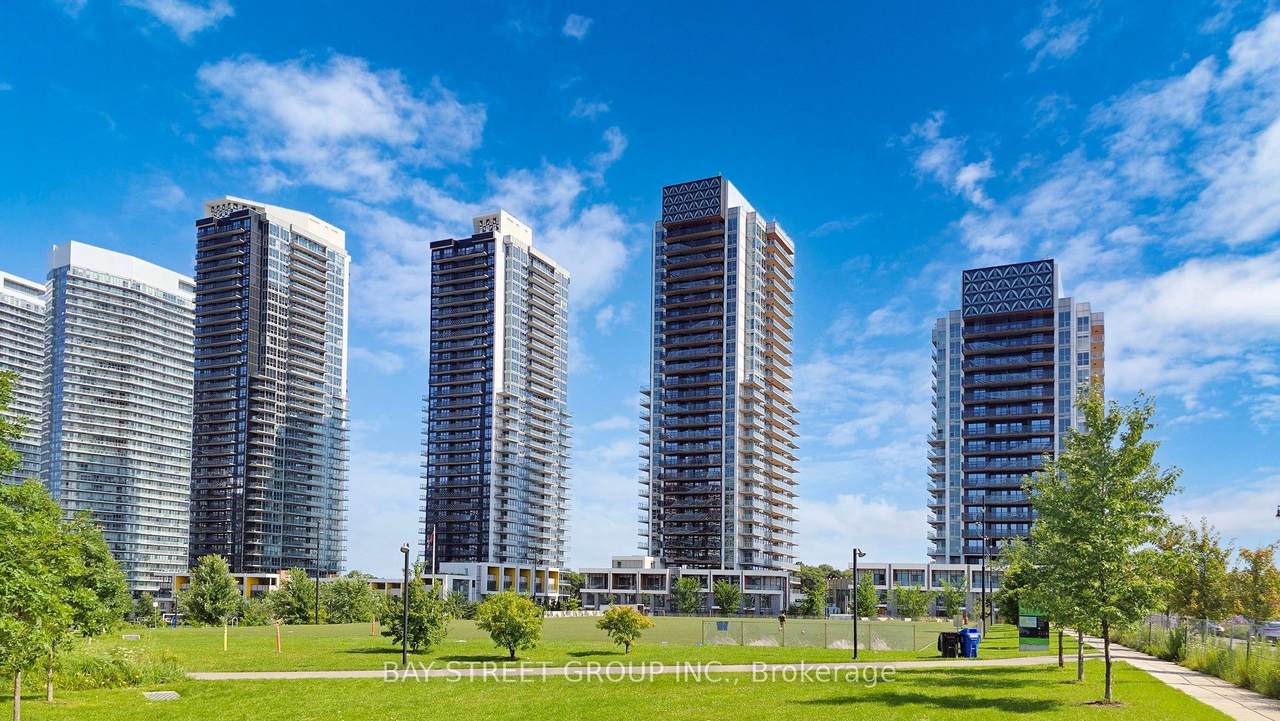 27 Mcmahon Drive - Photo 1