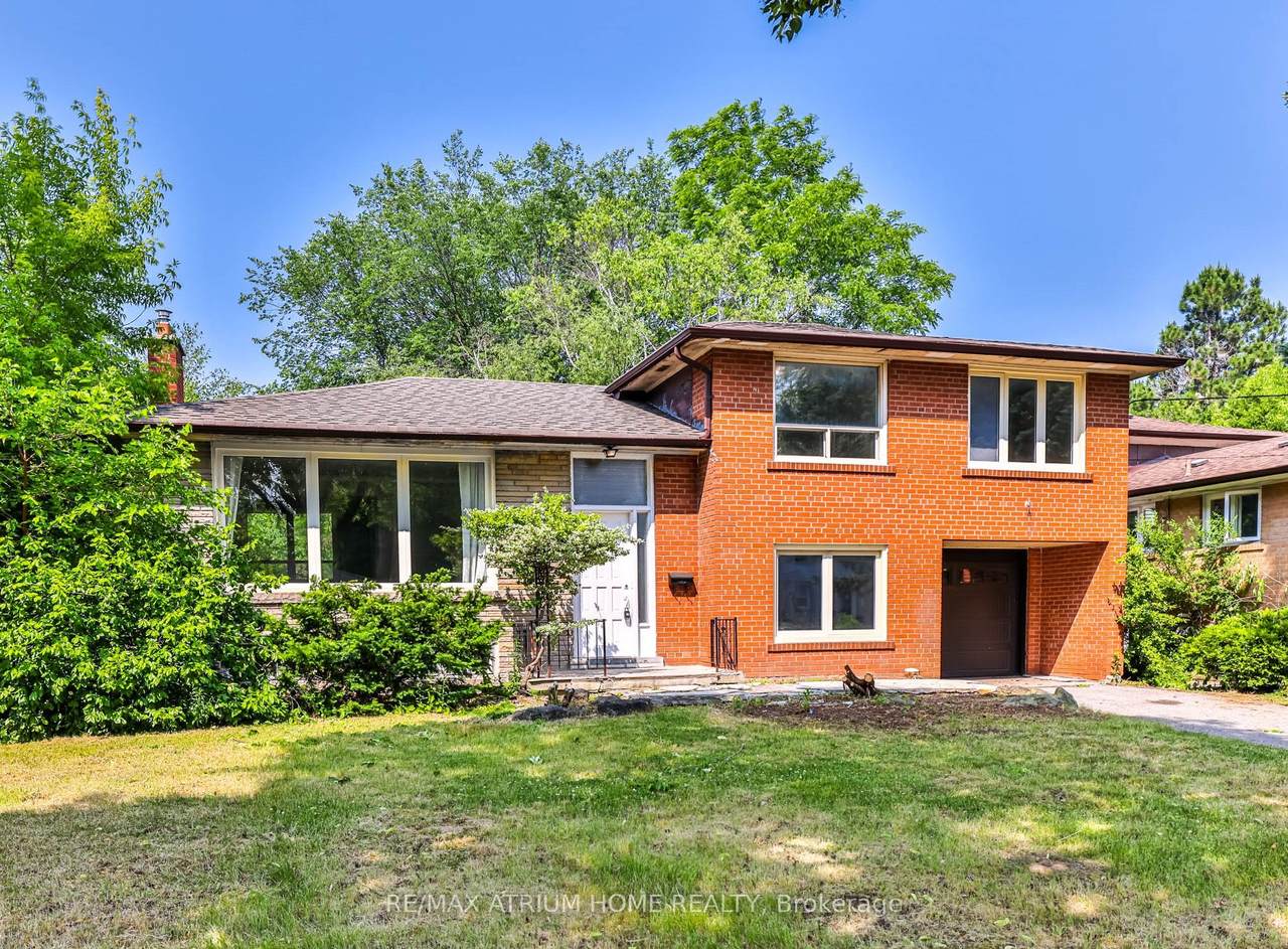 104 Maxome Avenue - Photo 1