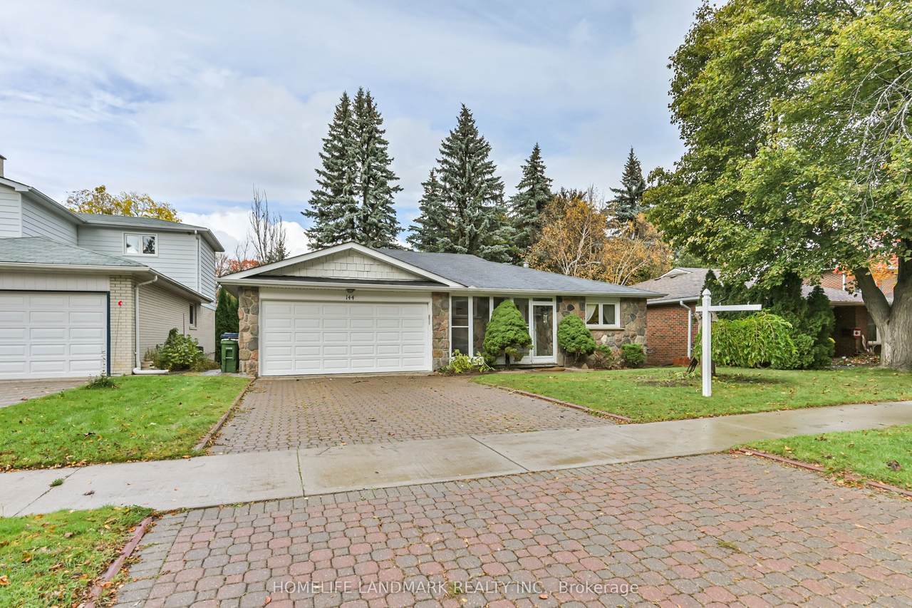 144 Clansman Boulevard - Photo 1