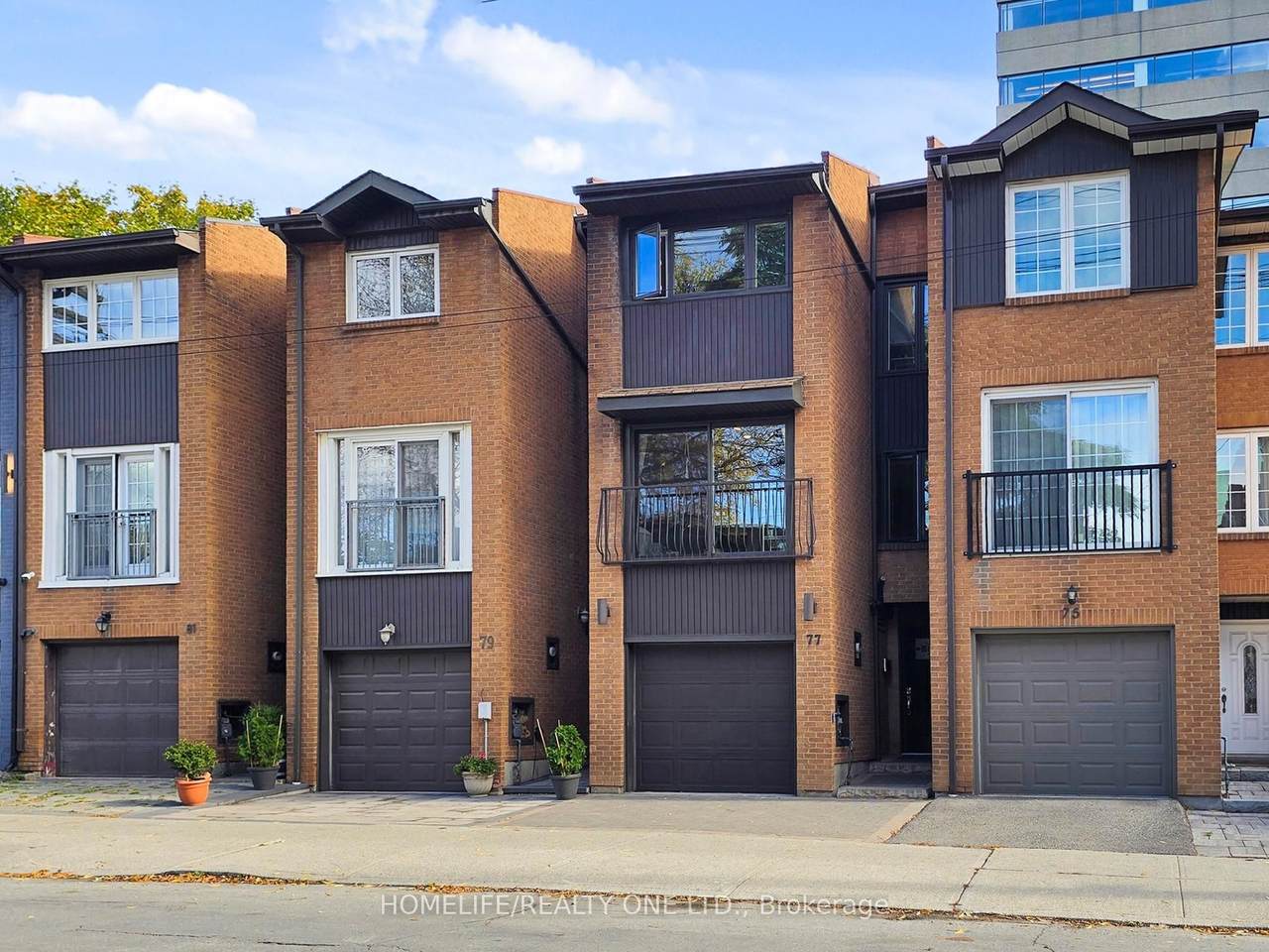 77 Tecumseth Street - Photo 1