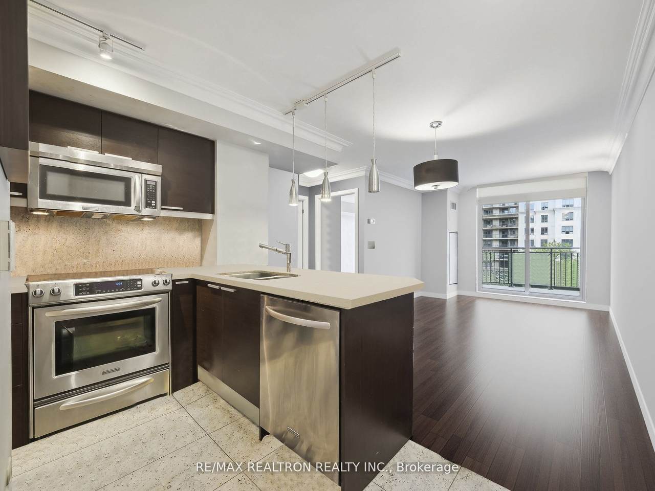 650 Sheppard Avenue - Photo 1