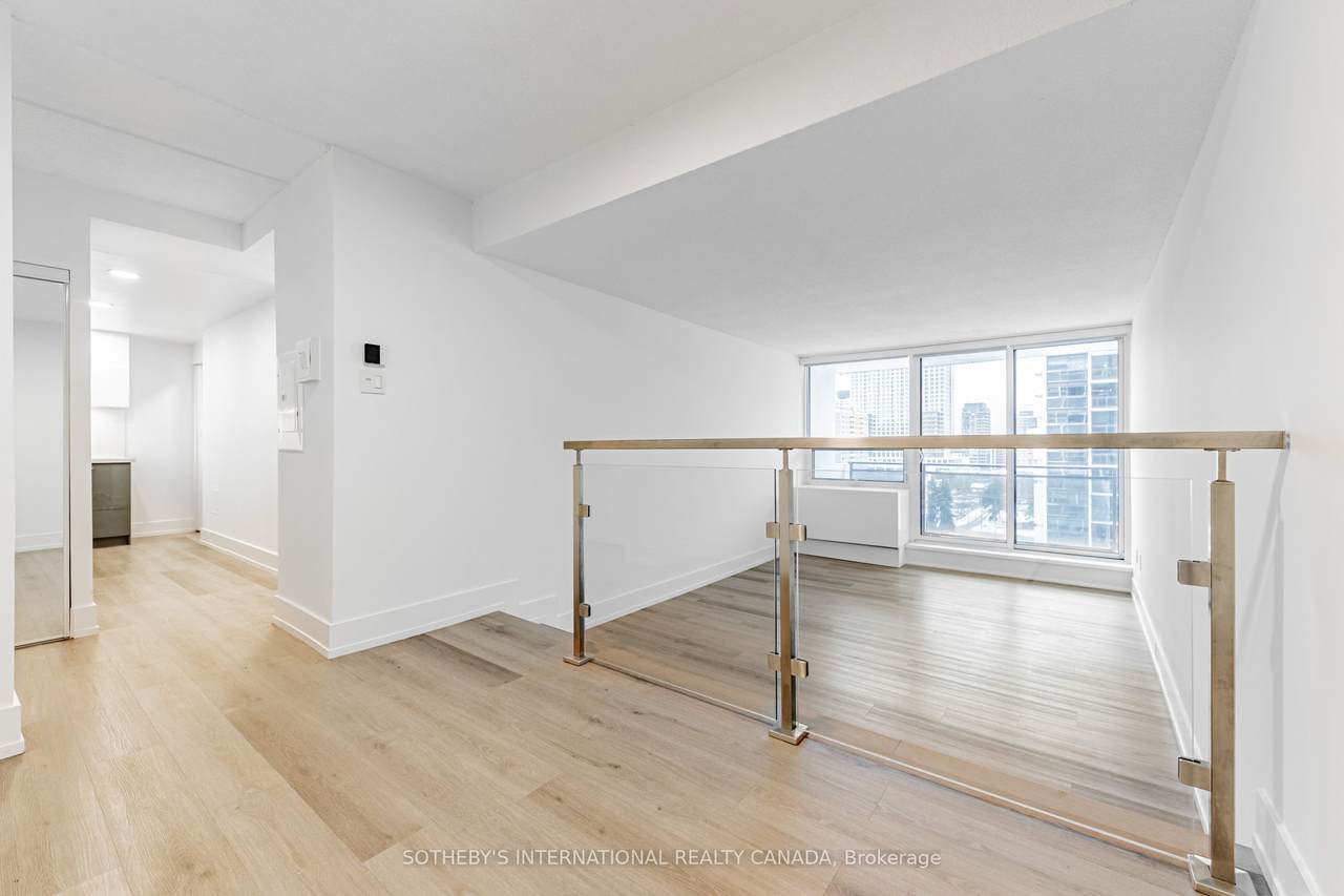 191 Sherbourne Street - Photo 1