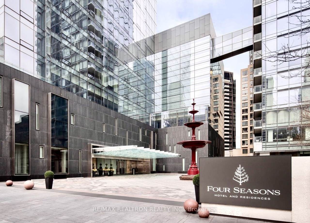 55 Scollard Street - Photo 1