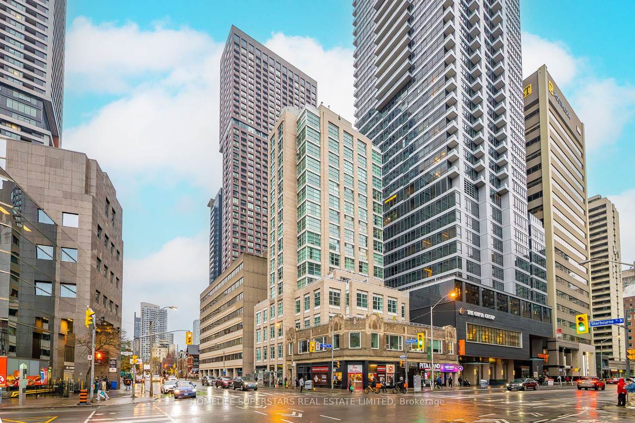 409 Bloor Street - Photo 1