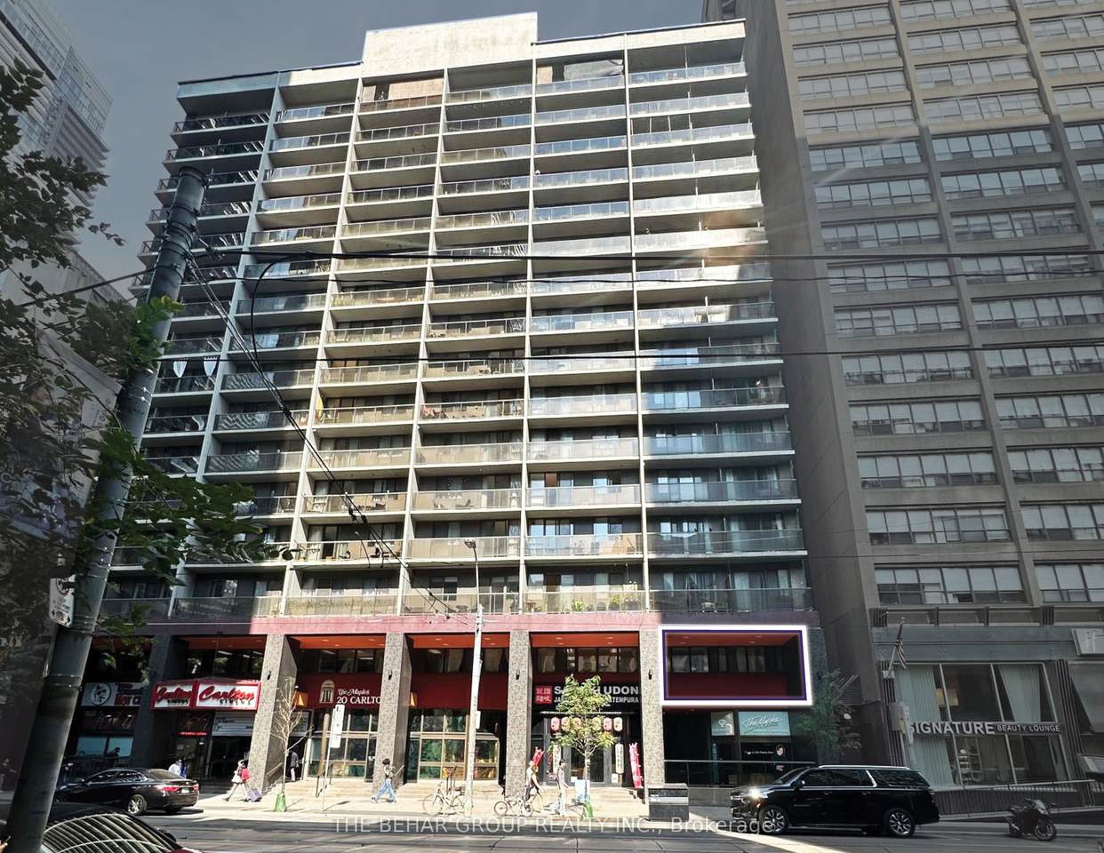 20 Carlton Street - Photo 1