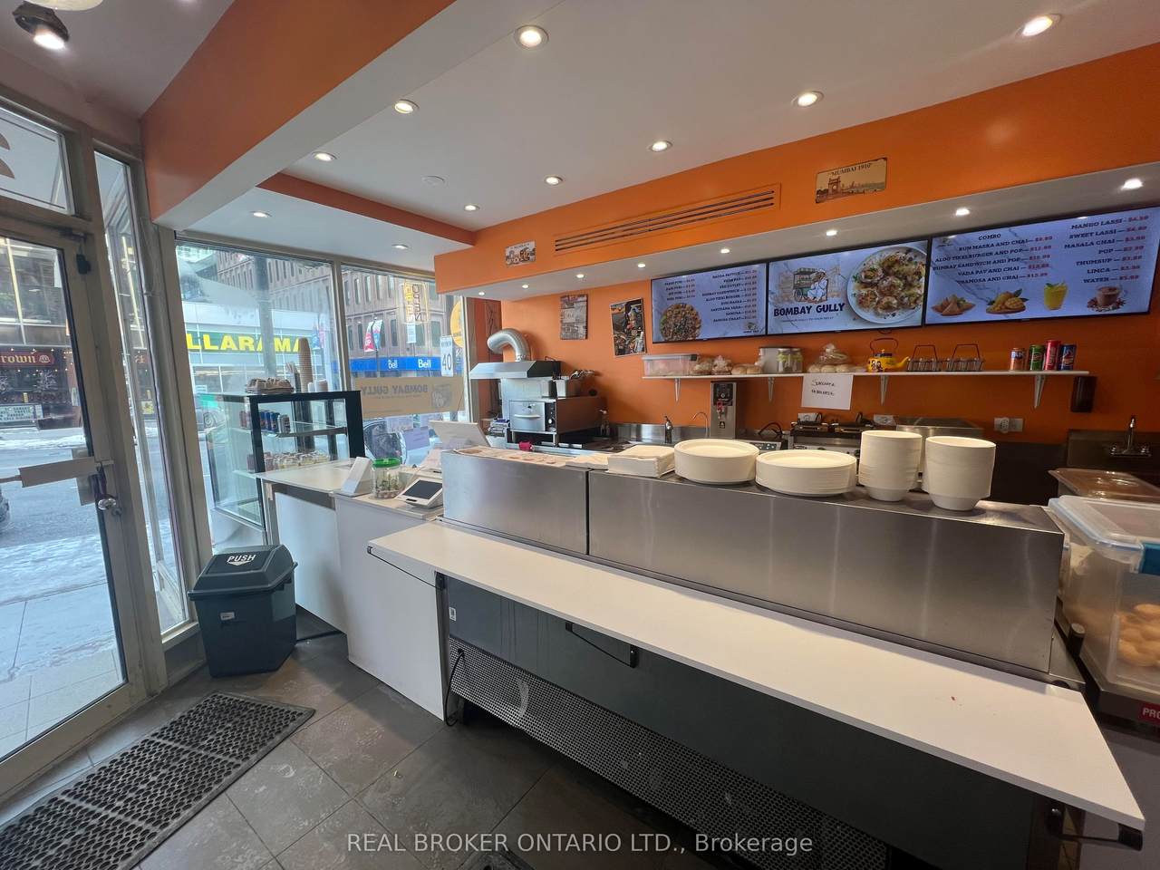 2350 Yonge Street - Photo 1