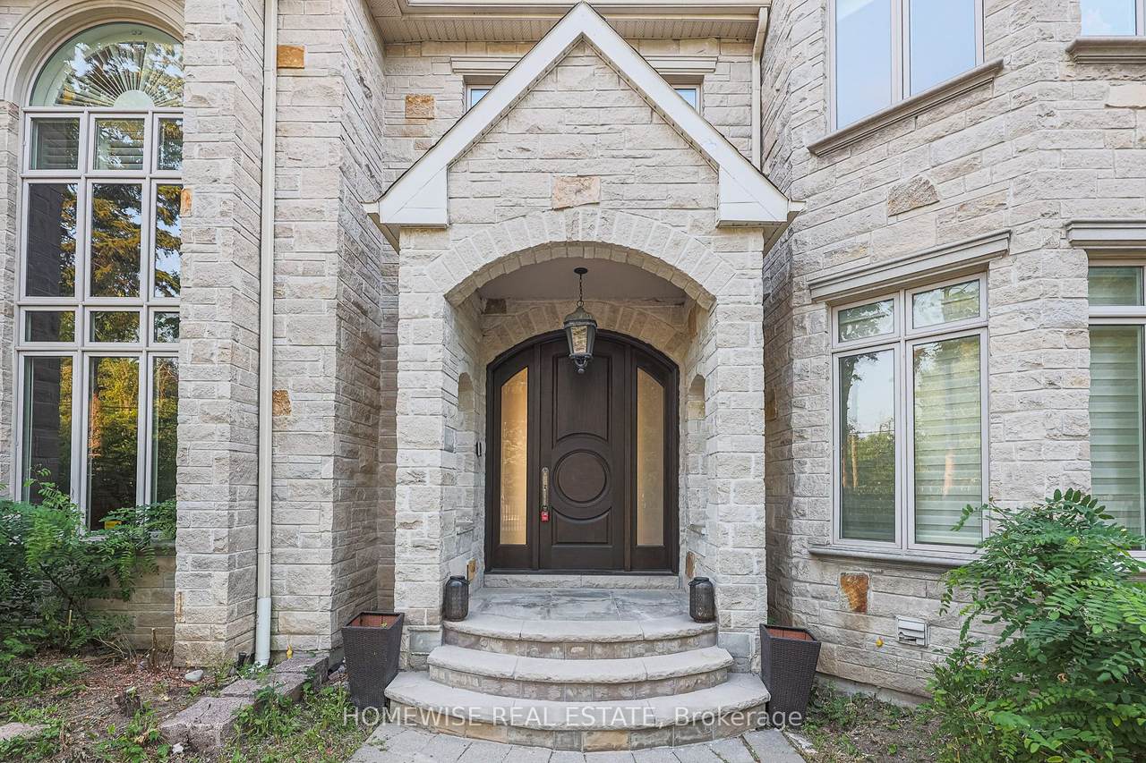 https://bt-photos.global.ssl.fastly.net/toronto/1280_boomver_1_C12842676-1.jpg