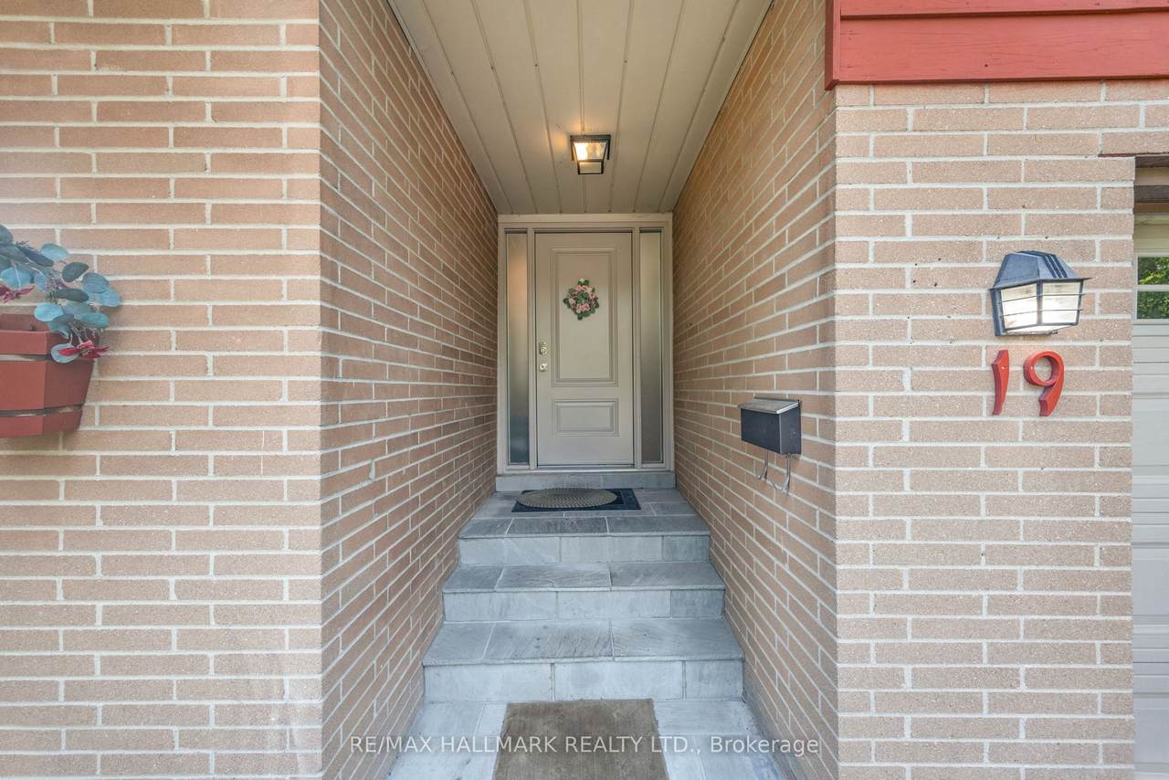 19 Talwood Drive - Photo 1