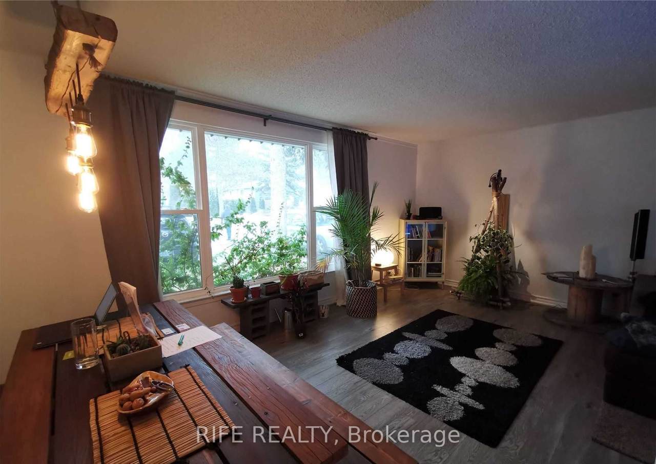 https://bt-photos.global.ssl.fastly.net/toronto/1280_boomver_1_C12948922-1.jpg