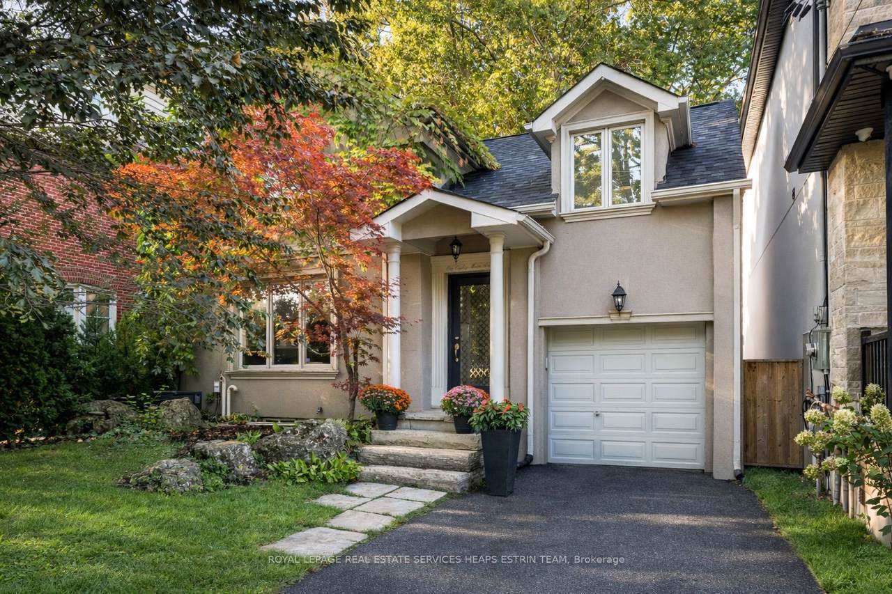 180 Moore Avenue - Photo 1