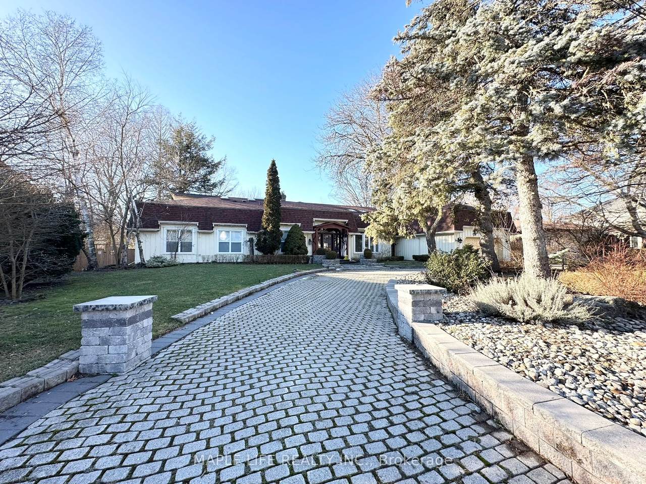 16 Brian Cliff Drive - Photo 1