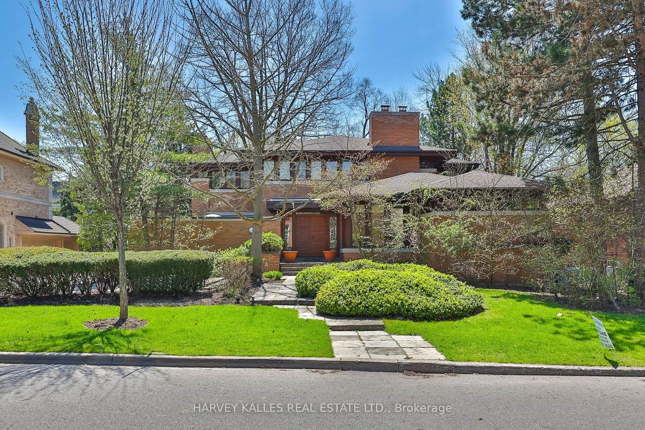 223 Hillhurst Boulevard - Photo 1