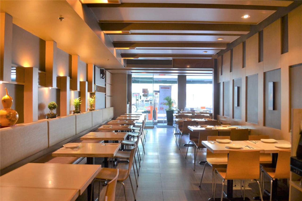 2401 Yonge St - Photo 1