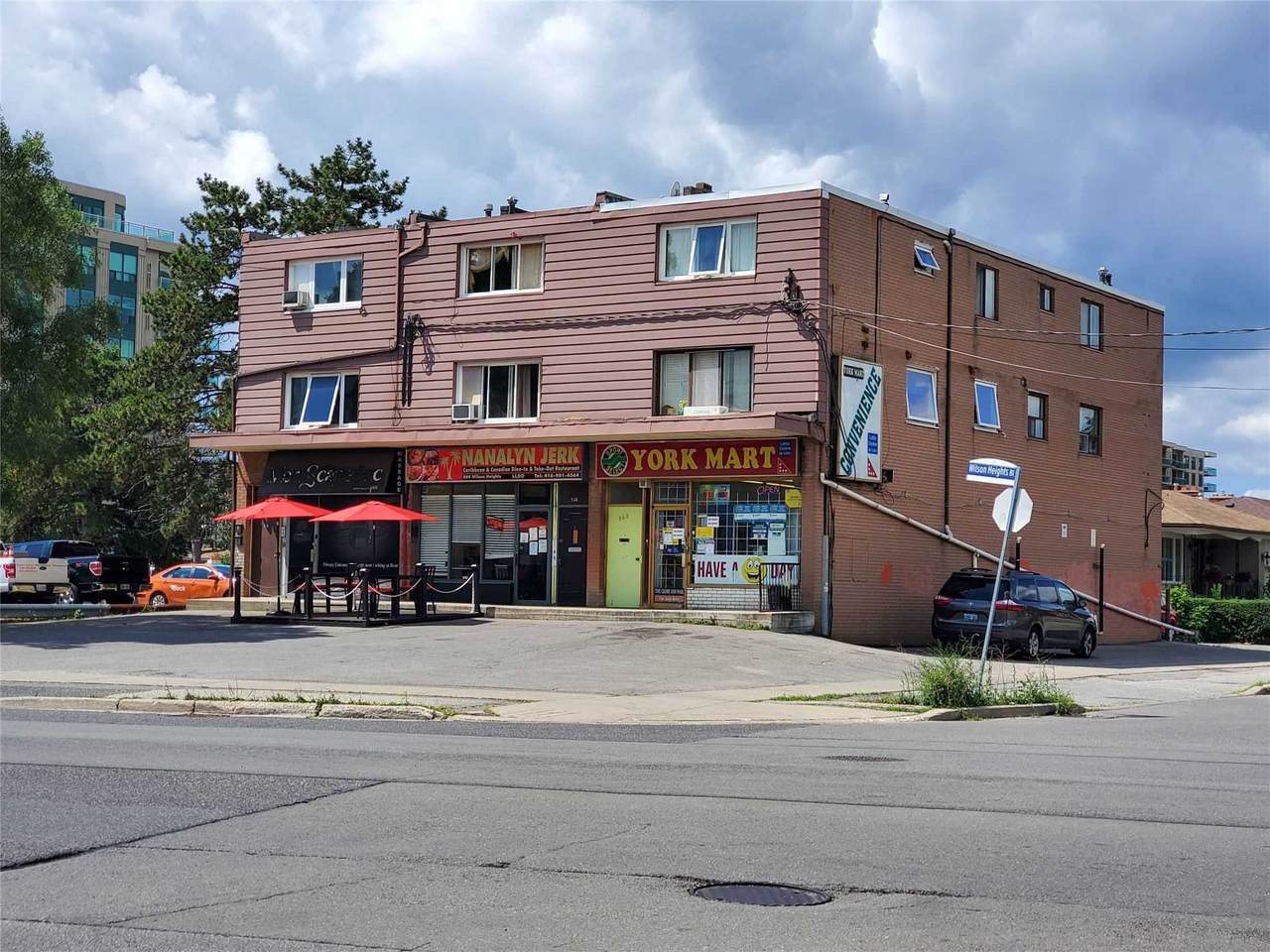 568-570 Wilson Heights Blvd - Photo 1