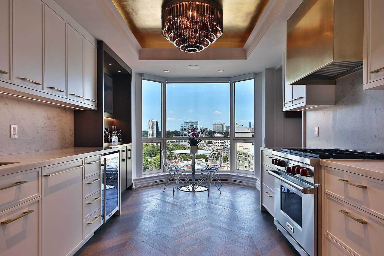 38 Avenue Rd - Photo 1