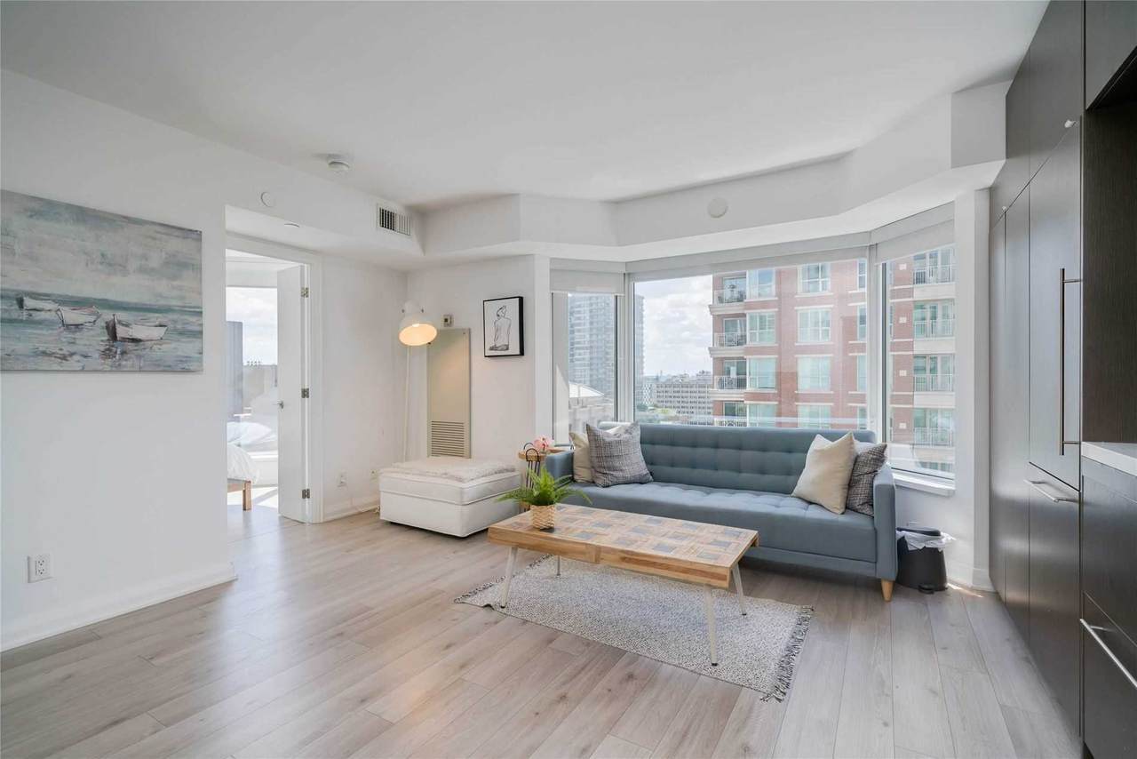 155 Yorkville Ave - Photo 1